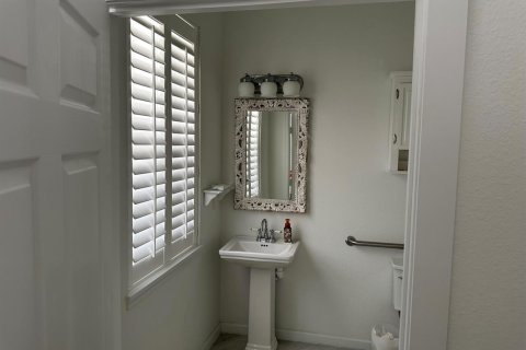 Commercial property in Jupiter, Florida № 2245994 - photo 18