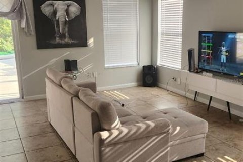Villa ou maison à louer à Orlando, Floride: 5 chambres, 254.27 m2 № 2148710 - photo 7