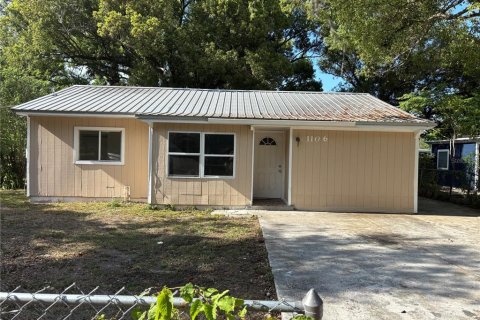 House in Plant City, Florida 4 bedrooms, 112.6 sq.m. № 1648873 - photo 23