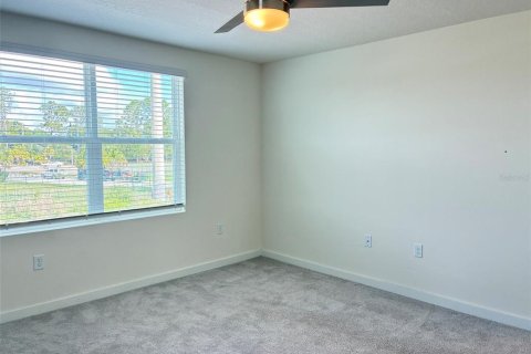 Touwnhouse à louer à Longwood, Floride: 3 chambres, 138.24 m2 № 2097949 - photo 14