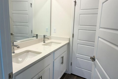 Touwnhouse à louer à Longwood, Floride: 3 chambres, 138.24 m2 № 2097949 - photo 16