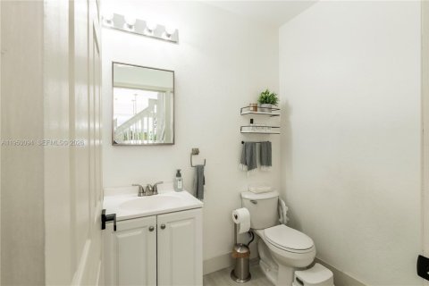 Купить таунхаус в Майами, Флорида 3 спальни, 134.89м2, № 2005746 - фото 16