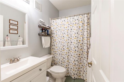 Купить таунхаус в Майами, Флорида 3 спальни, 134.89м2, № 2005746 - фото 21