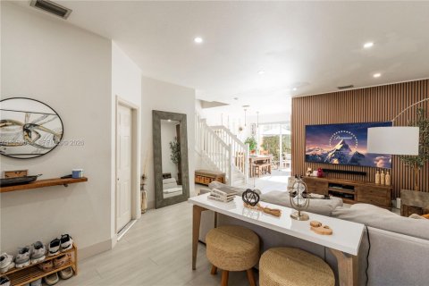 Купить таунхаус в Майами, Флорида 3 спальни, 134.89м2, № 2005746 - фото 4