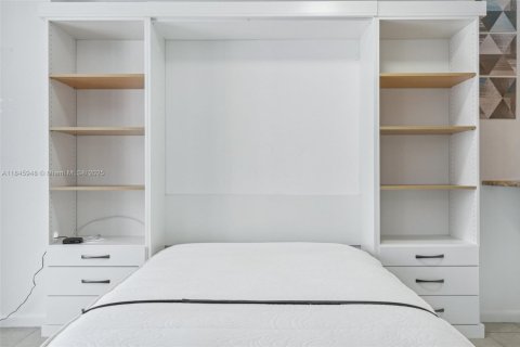 Купить кондоминиум в Майами, Флорида 34.37м2, № 1852430 - фото 28