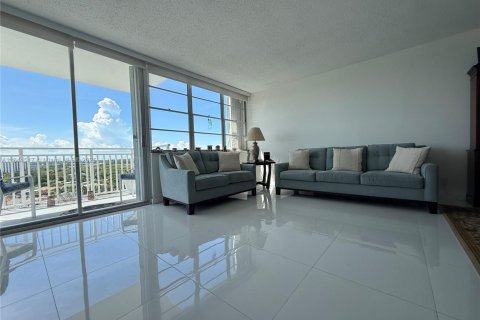 Copropriété à vendre à North Miami, Floride: 1 chambre, 78.6 m2 № 1839663 - photo 4