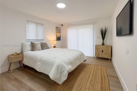 Купить виллу или дом в Хомстед, Флорида 4 спальни, № 2048165 - фото 14