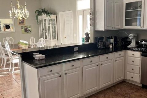 Villa ou maison à vendre à Spring Hill, Floride: 3 chambres, 220.74 m2 № 1871118 - photo 6
