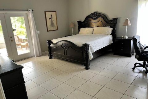 Villa ou maison à vendre à Spring Hill, Floride: 3 chambres, 220.74 m2 № 1871118 - photo 10