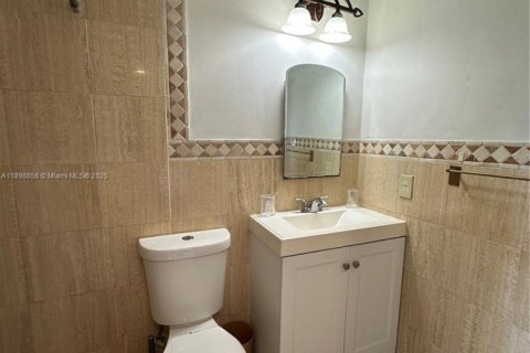 Propiedad comercial en alquiler en Sunrise, Florida, 1 dormitorio, 135.54 m2 № 1953404 - foto 5