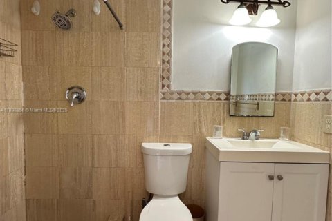 Propiedad comercial en alquiler en Sunrise, Florida, 1 dormitorio, 135.54 m2 № 1953404 - foto 6