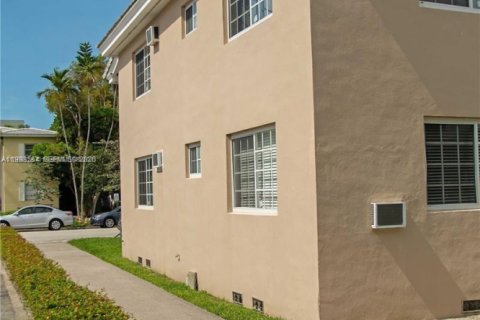 Appartement à louer à Coral Gables, Floride: 2 chambres, 120.77 m2 № 2047260 - photo 16