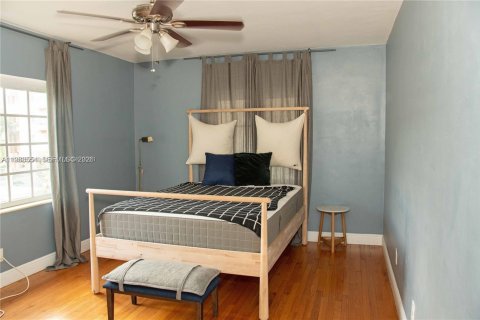 Appartement à louer à Coral Gables, Floride: 2 chambres, 120.77 m2 № 2047260 - photo 14