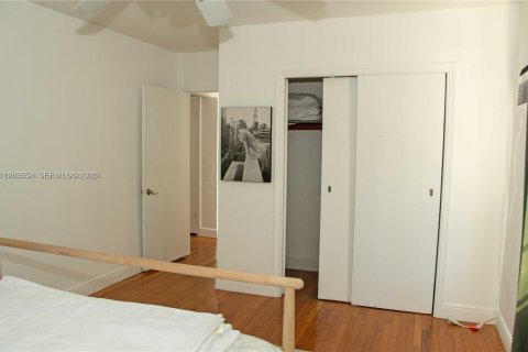 Appartement à louer à Coral Gables, Floride: 2 chambres, 120.77 m2 № 2047260 - photo 13