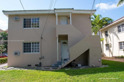Appartement à louer à Coral Gables, Floride: 2 chambres, 120.77 m2 № 2047260 - photo 3