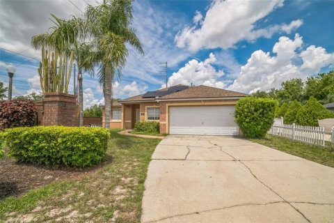 House in Davenport, Florida 3 bedrooms, 112.6 sq.m. № 1812560 - photo 1