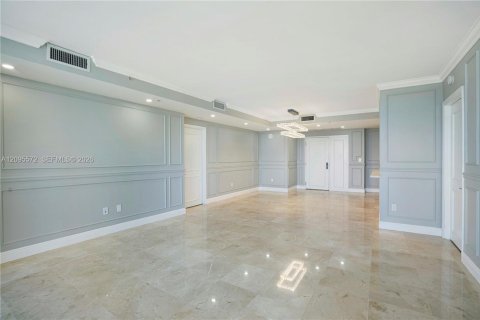 Copropriété à louer à Miami, Floride: 2 chambres, 143.07 m2 № 2384507 - photo 10