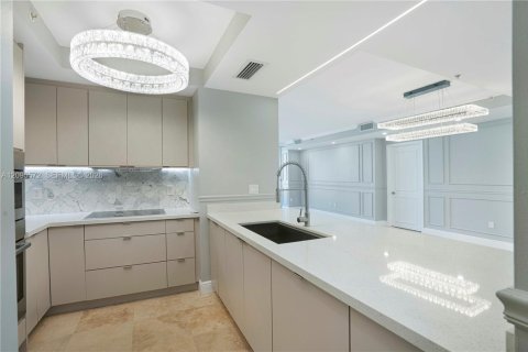 Copropriété à louer à Miami, Floride: 2 chambres, 143.07 m2 № 2384507 - photo 11