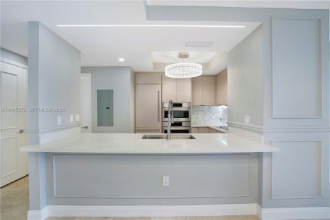 Copropriété à louer à Miami, Floride: 2 chambres, 143.07 m2 № 2384507 - photo 13