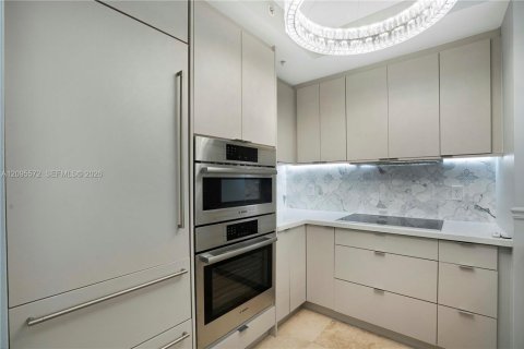 Copropriété à louer à Miami, Floride: 2 chambres, 143.07 m2 № 2384507 - photo 15