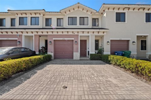 Touwnhouse à Miami, Floride 3 chambres, 154.22 m2 № 2057420