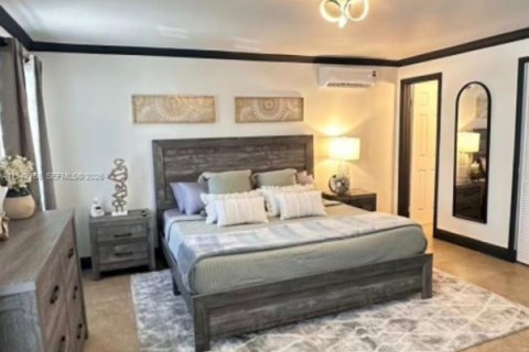Villa ou maison à vendre à Hialeah, Floride: 6 chambres, 220.92 m2 № 2001303 - photo 14