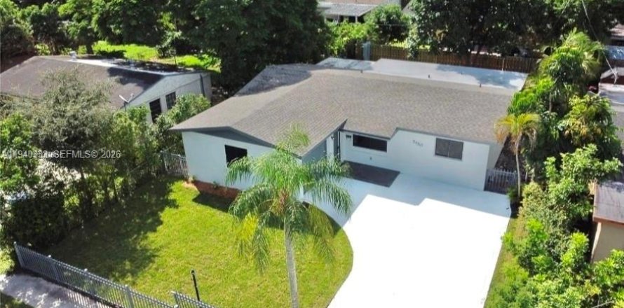 Villa ou maison à Hollywood, Floride 3 chambres, 136.57 m2 № 1998321