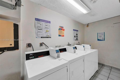 Appartement à louer à Miami Beach, Floride: 37.16 m2 № 2034002 - photo 28