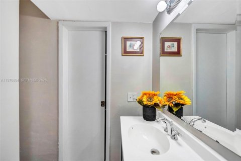 Appartement à louer à Miami Beach, Floride: 37.16 m2 № 2034002 - photo 20