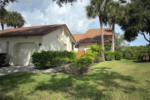 House in Clearwater, Florida 2 bedrooms, 122.17 sq.m. № 2344987