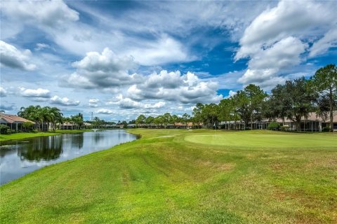 House in Land O' Lakes, Florida 3 bedrooms, 170.2 sq.m. № 1717621 - photo 30