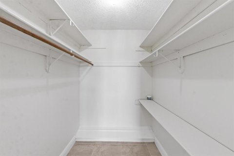 Купить кондоминиум в Санрайз, Флорида 3 комнаты, 59.46м2, № 2083991 - фото 10