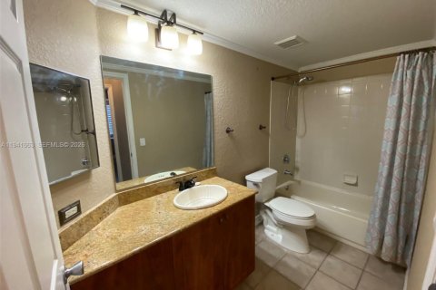 Condominio en alquiler en North Lauderdale, Florida, 1 dormitorio, 81.57 m2 № 1998922 - foto 20