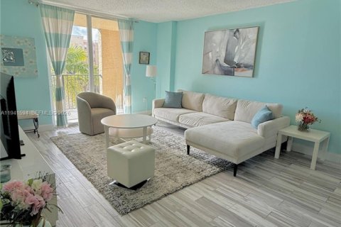 Купить кондоминиум в Форт-Лодердейл, Флорида 2 спальни, 106.65м2, № 2002384 - фото 8