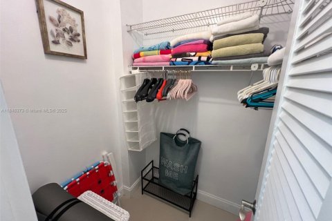 Condominio en venta en Miami Beach, Florida, 51.1 m2 № 2035544 - foto 23