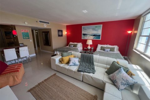 Condominio en venta en Miami Beach, Florida, 51.1 m2 № 2035544 - foto 13