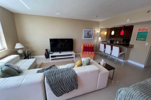 Condominio en venta en Miami Beach, Florida, 51.1 m2 № 2035544 - foto 6