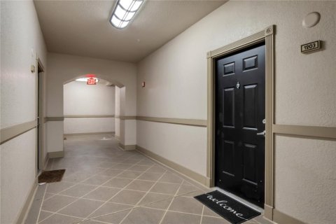 Condominio en venta en Tampa, Florida, 1 dormitorio, 72.84 m2 № 1563411 - foto 2