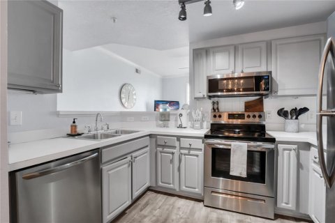 Condominio en venta en Tampa, Florida, 1 dormitorio, 72.84 m2 № 1563411 - foto 7