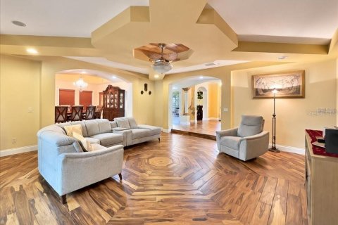 Villa ou maison à vendre à Kissimmee, Floride: 5 chambres, 457.92 m2 № 2431766 - photo 17