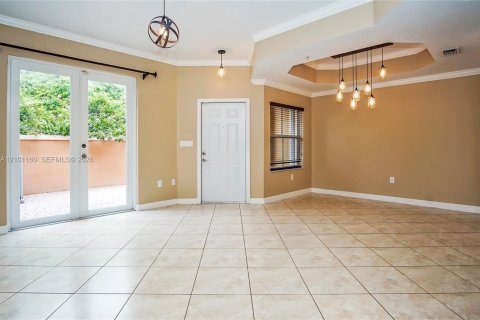Touwnhouse à louer à Pembroke Pines, Floride: 2 chambres, 102.19 m2 № 2404122 - photo 11