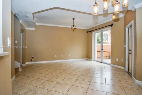 Touwnhouse à louer à Pembroke Pines, Floride: 2 chambres, 102.19 m2 № 2404122 - photo 10