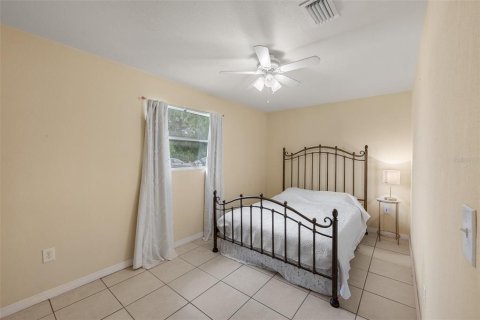 Villa ou maison à vendre à Tampa, Floride: 3 chambres, 163.42 m2 № 2397099 - photo 13