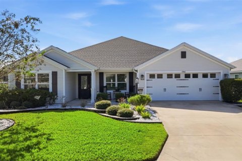House in The Villages, Florida 4 bedrooms, 187.11 sq.m. № 2430332
