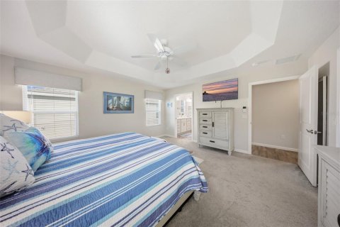 House in The Villages, Florida 4 bedrooms, 187.11 sq.m. № 2430332 - photo 19