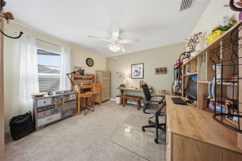 House in The Villages, Florida 4 bedrooms, 187.11 sq.m. № 2430332 - photo 28