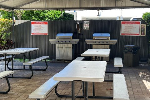 Condominio en alquiler en Sunny Isles Beach, Florida, 2 dormitorios, 90.12 m2 № 2066417 - foto 17