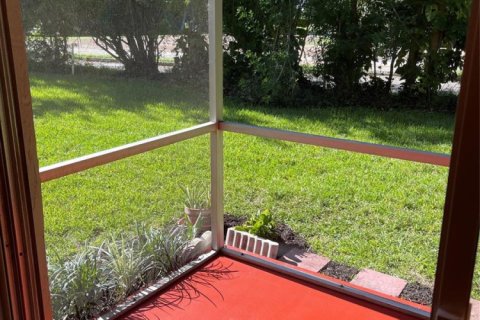 Condominio en venta en Tamarac, Florida, 2 dormitorios, 91.14 m2 № 2084477 - foto 5