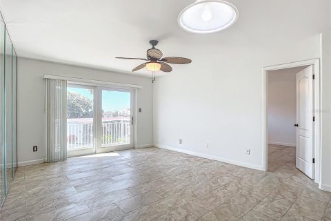 Condominio en venta en Daytona Beach, Florida, 1 dormitorio, 76.64 m2 № 1523199 - foto 11