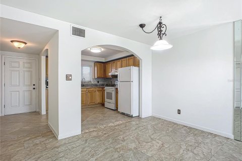 Condominio en venta en Daytona Beach, Florida, 1 dormitorio, 76.64 m2 № 1523199 - foto 9